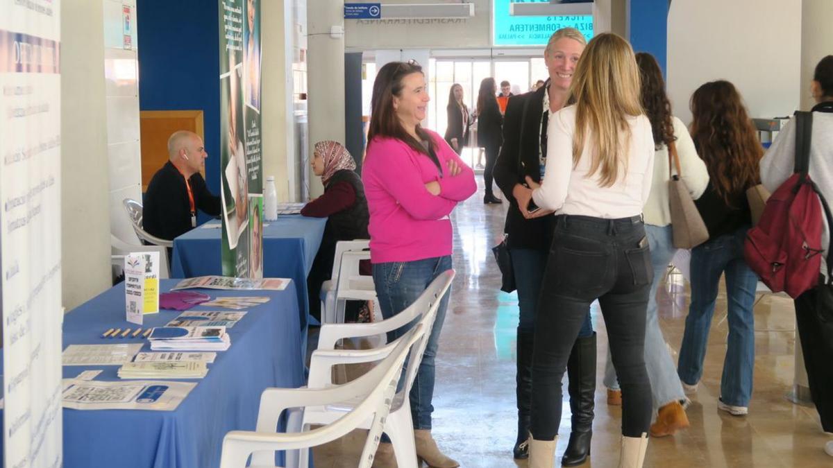 Presentación de las jornadas de empleo en Sant Antoni. | ASA