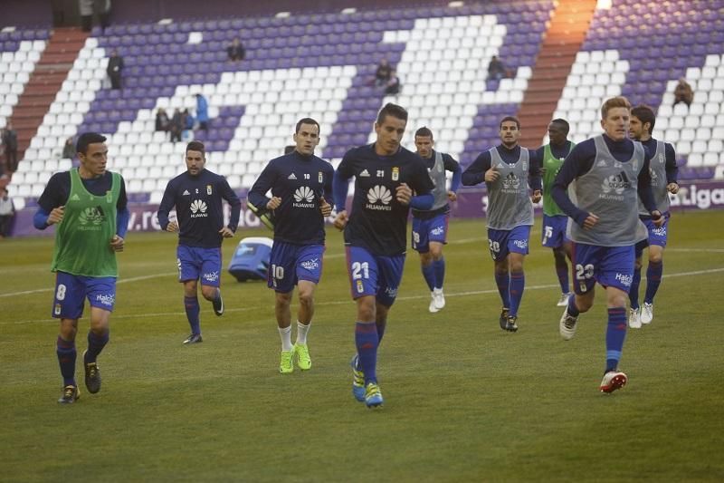 El partido entre el Valladolid y el Real Oviedo, en imágenes