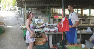 El «rianxo» se apaga, sin obras y con la marcha de las clásicas vendedoras