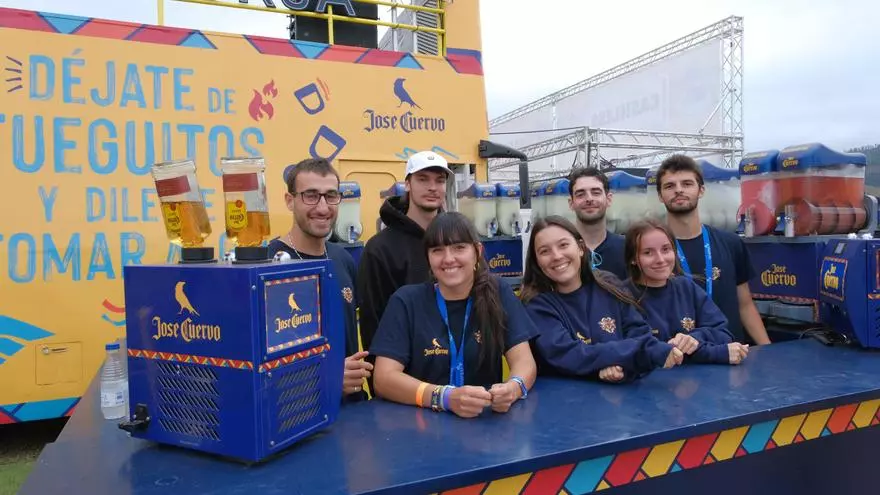 VÍDEO: Los trabajadores hablan en el último día del Boombastic Asturias: "Aunque estás trabajando, no se hace pesado"