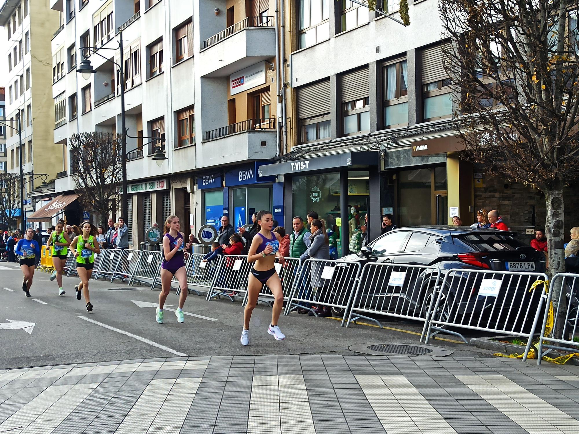 Casi 1.500 participantes disputan la carrera de Fin de Año de Pola de Siero