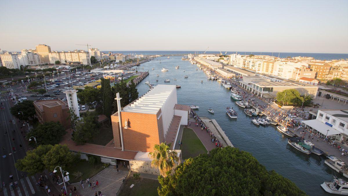 Vista general del puerto de Gandía.