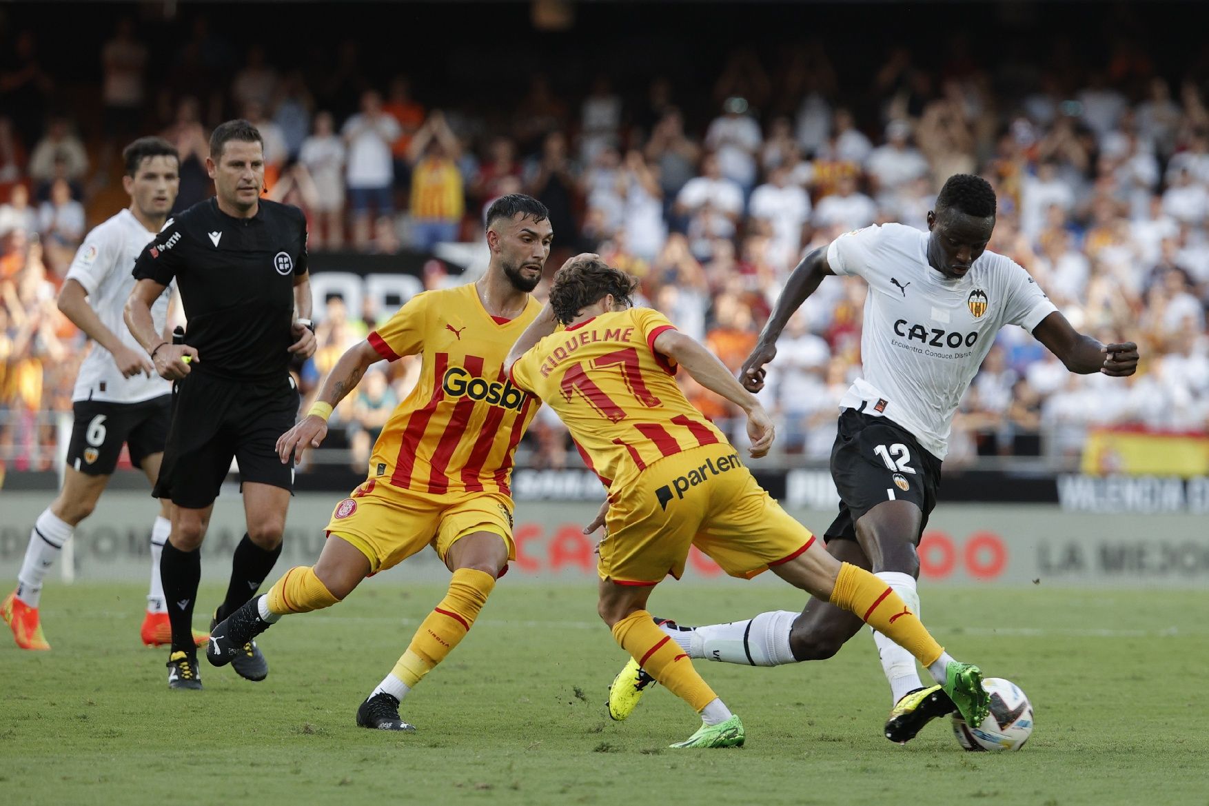 Primer partit del Girona a la Lliga contra el València a Mestalla