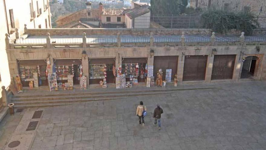 Condenan a desalojar el local de la plaza de San Jorge en Cáceres