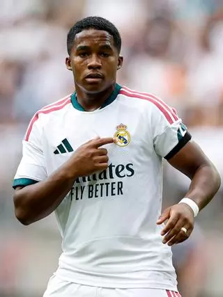 Debut agridulce del nuevo Real Madrid de Mourinho