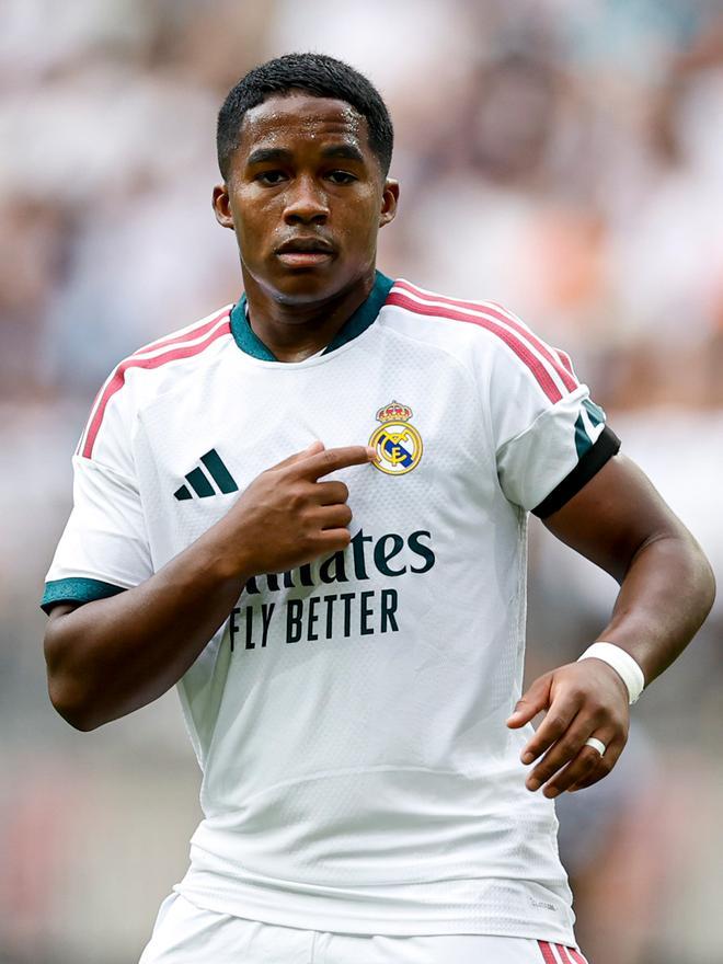 Debut agridulce del nuevo Real Madrid de Mourinho