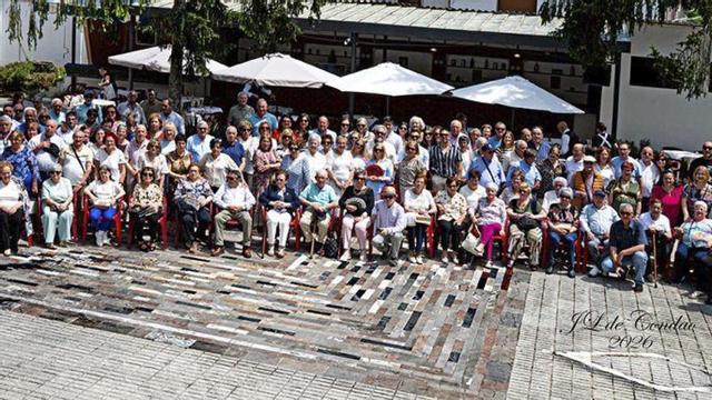 Asistentes al encuentro. |