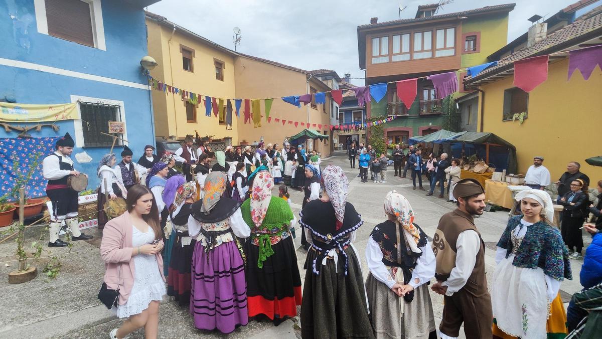 Mercáu tradicional de La Caleya, en su pasada edición.