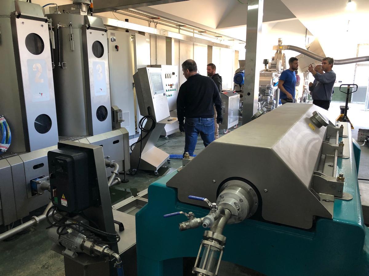 El molí que ha instal·lat l'Olivina a la finca Mas L'Arbreda de Sant Martí de Llémena.