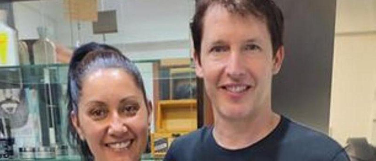 James Blunt, en Raúl Peluqueros