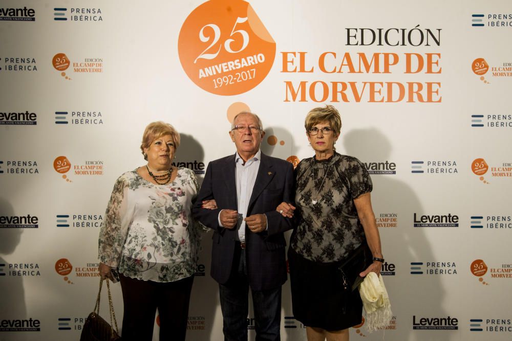 Gala 25 Aniversario Levante-EMV Edición Camp de Morvedre.El presidente de Afacam, Valentín Parra junto a dos representantes de la junta directiva de la asociación