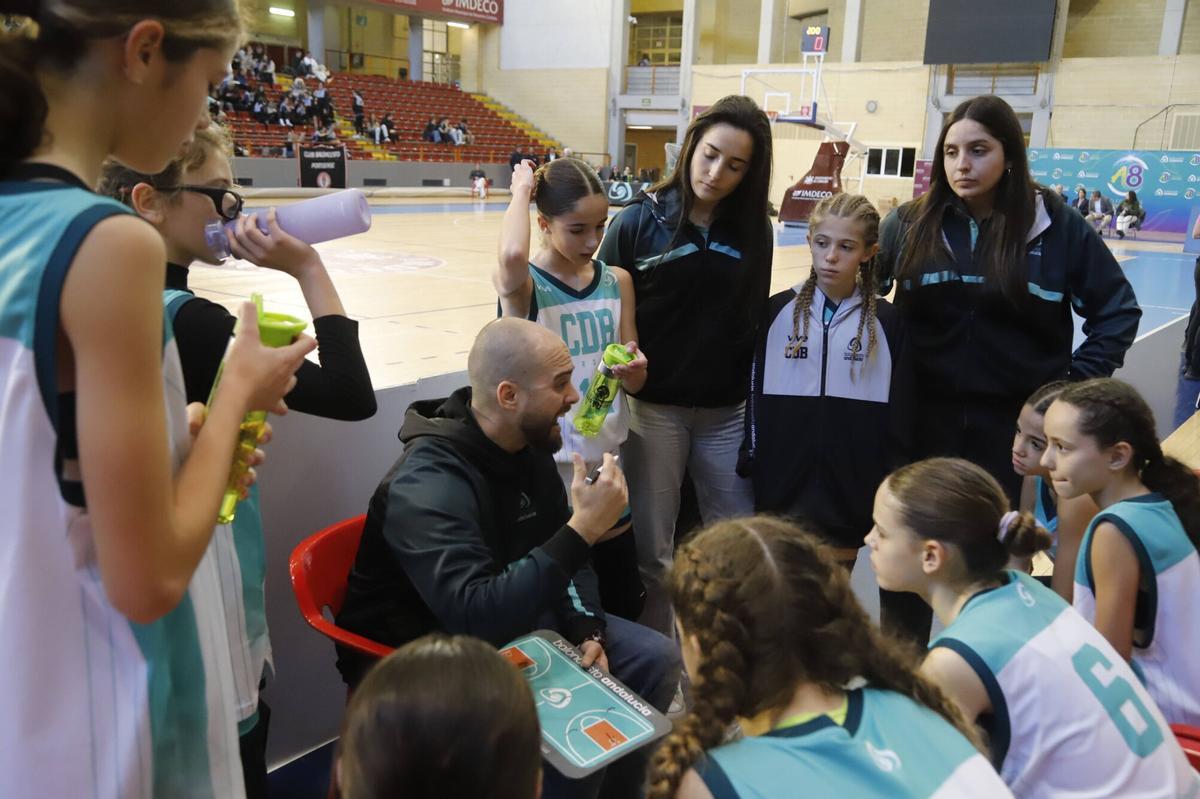 La selección cordobesa gana la final del Campeonato de Andalucía mini femenino de baloncesto