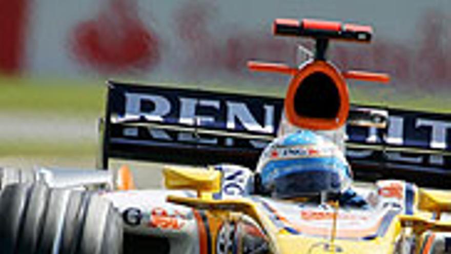 Kovalainen logra en Silverstone su primera &#039;pole&#039; y Alonso sale sexto