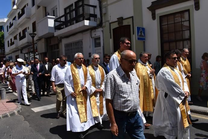 San Ginés, procesión con traca de calor a 30 grados