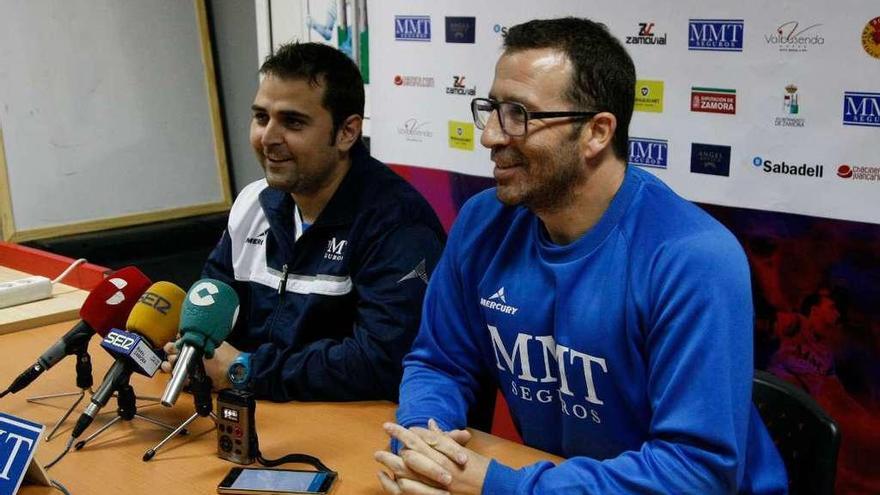 García Valiente e Iñaki Gómez, ayer en rueda de prensa.