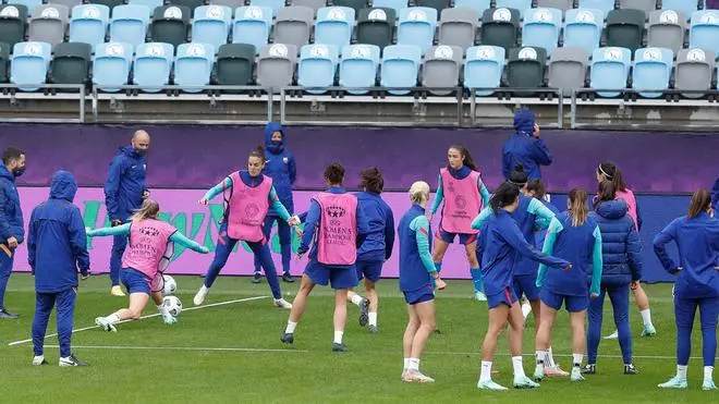 Las mejores imágenes del último entreno del Barça antes de la final de Champions