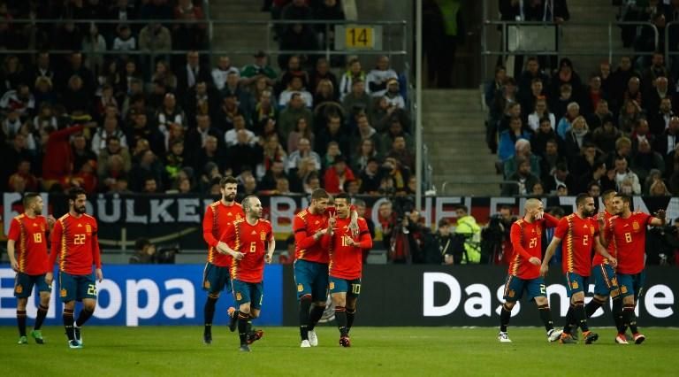 El partido Alemania - España, en imágenes