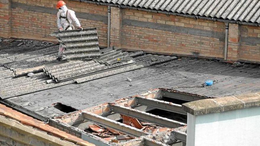 Imatge d&#039;arxiu de les obres d&#039;enderroc de la Sala Ciutat de Manresa