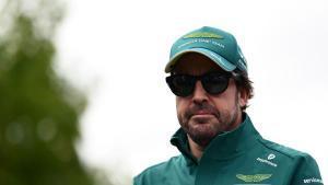 Fernando Alonso (Aston Martin), durante el Gran Premio de Australia de Fórmula Uno de Australia, en el circuito Albert Park, de Melbourne. EFE/EPA/JOEL CARRETT