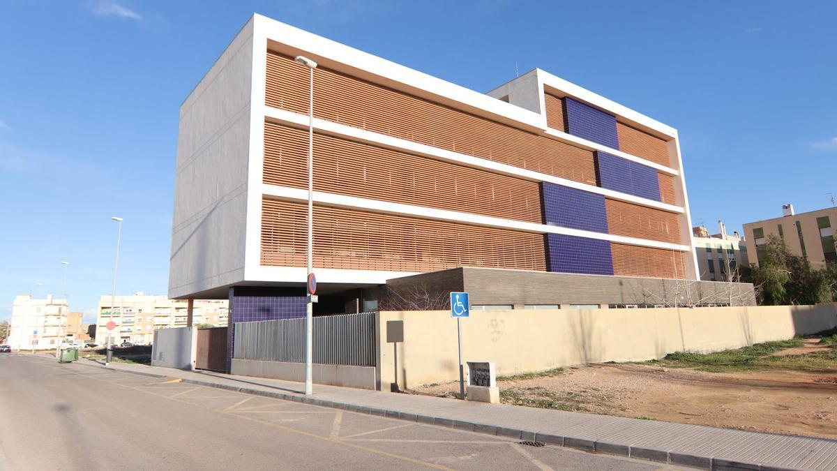 Imagen del centro de salud integrado Pio XII de Almassora, que abrirá por la tardes a partir de principios de mayo.