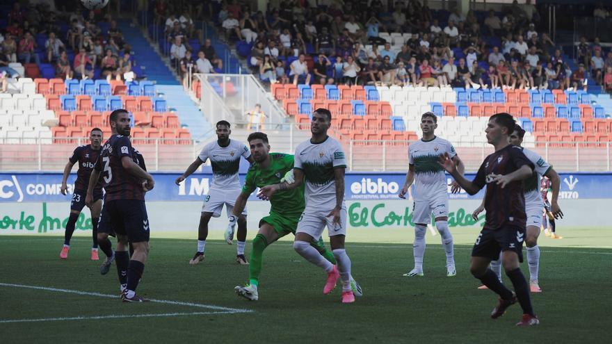 Las imágenes del encuentro entre el SD Eibar - Elche CF