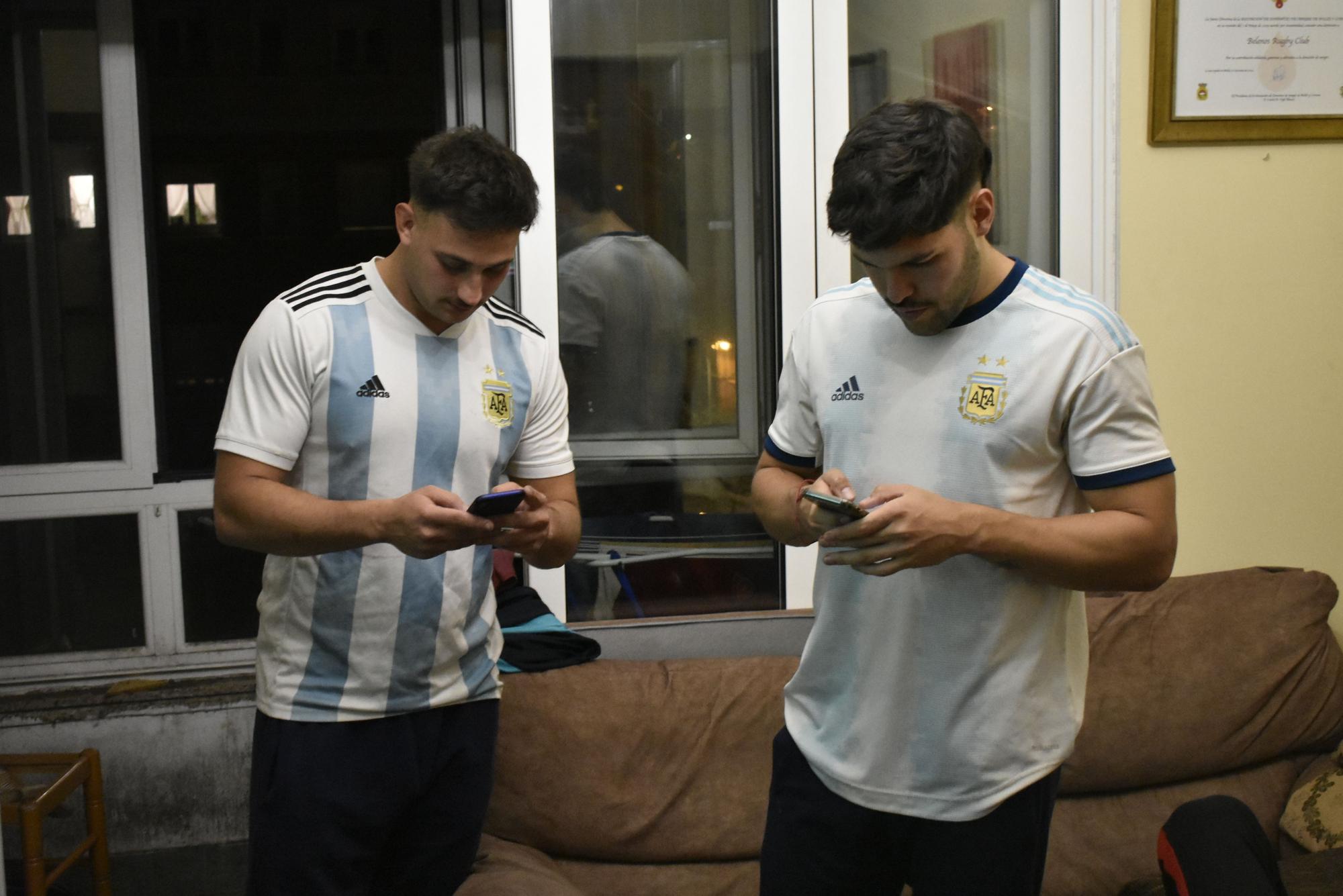 Así vivieron el triunfo de Argentina en el Mundial los argentinos del Pasek Belenos