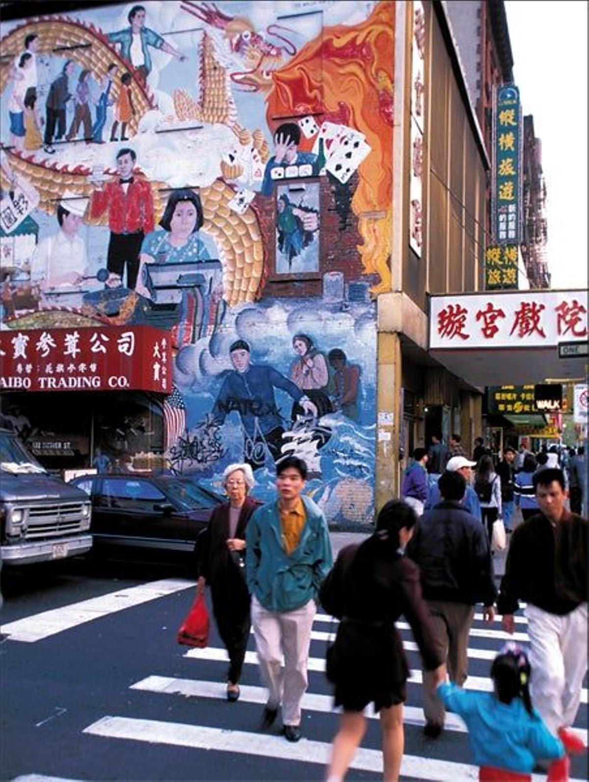 Chinatown representa el barrio más bullicioso, colorido y vibrante de la Gran Manzana. En la imagen