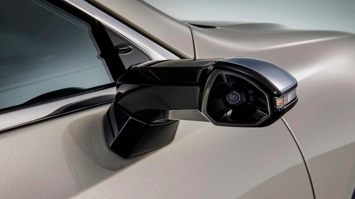 Estos retrovisores con cámaras los recomienda la DGT y puedes instalarlo en tu coche fácilmente