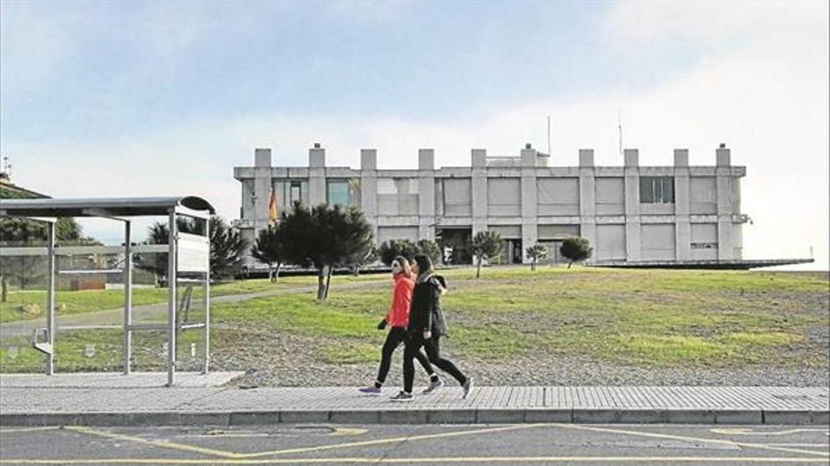 Comisaría de la Policía Nacional de Plasencia, donde se tramita el DNI.