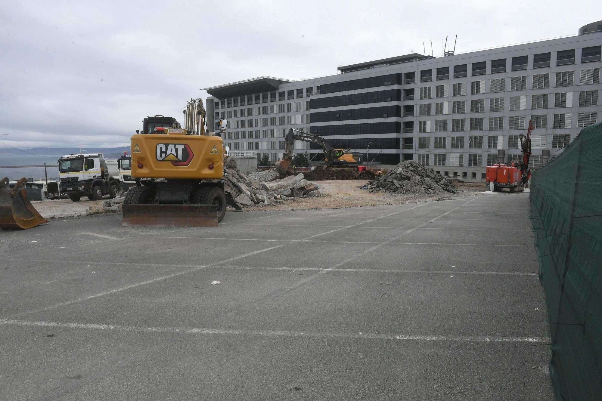 Comienzan las obras de la Torre Polivalente del Complejo Hospitalario Universitario de A Coruña