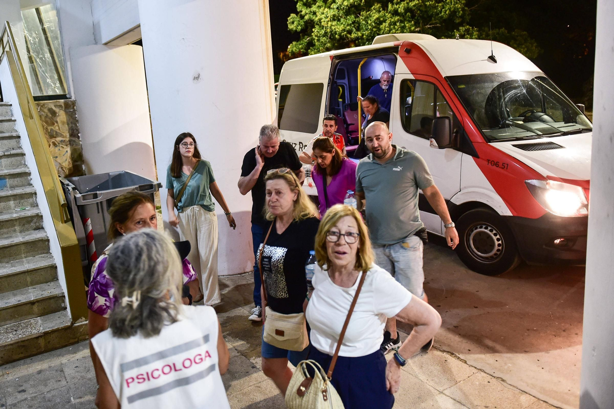 La llegada de los evacuados de Cabezabellosa
