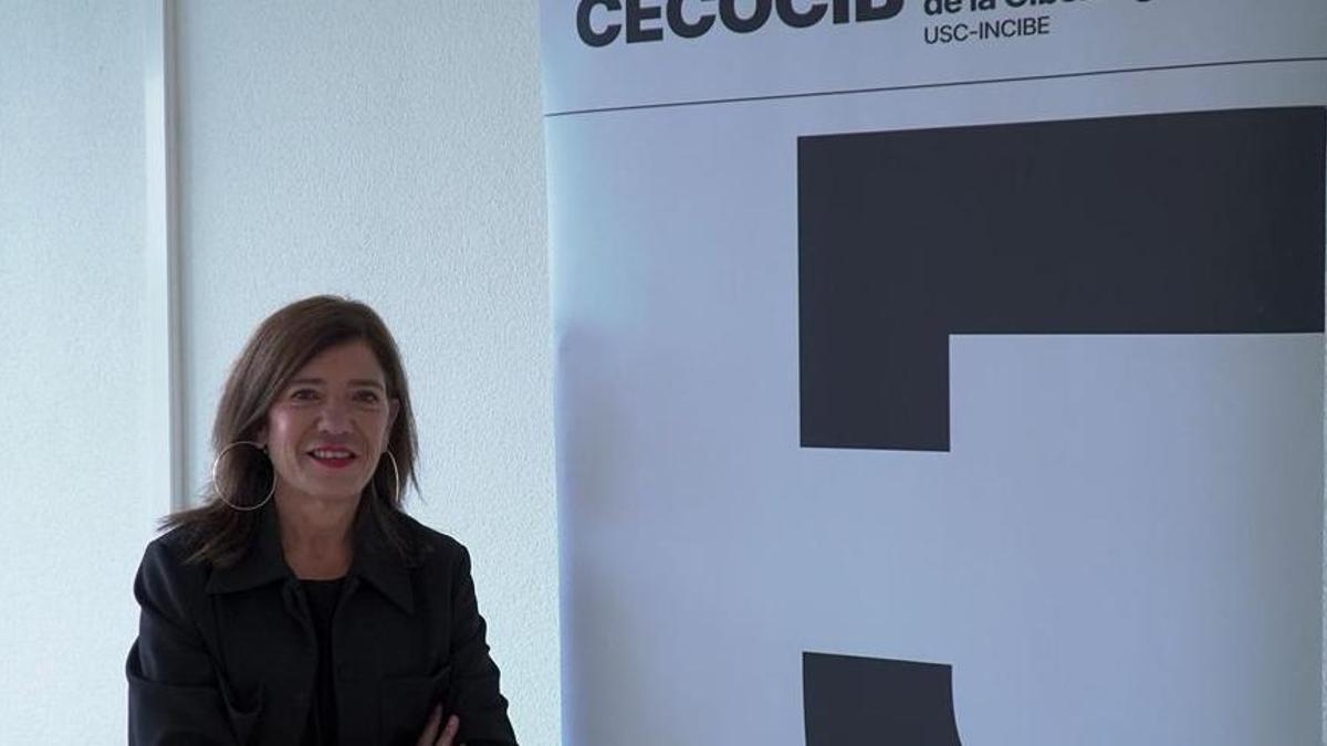 María Bastida, codirectora de la Cátedra Economía de la Ciberseguridad USC-Incibe.