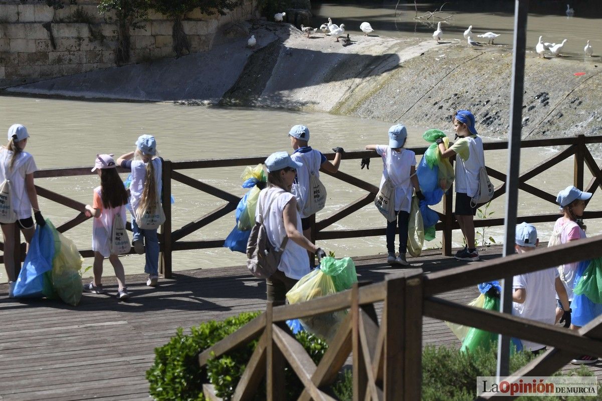 Todas las imágenes del reto de limpieza del río Segura en Murcia