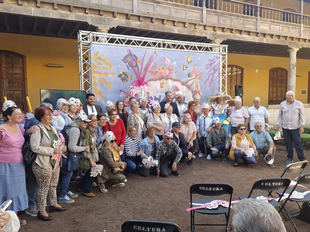 Representantes de los mayores secundaron la presentación de la programación del Carnaval Cultural de La Laguna.