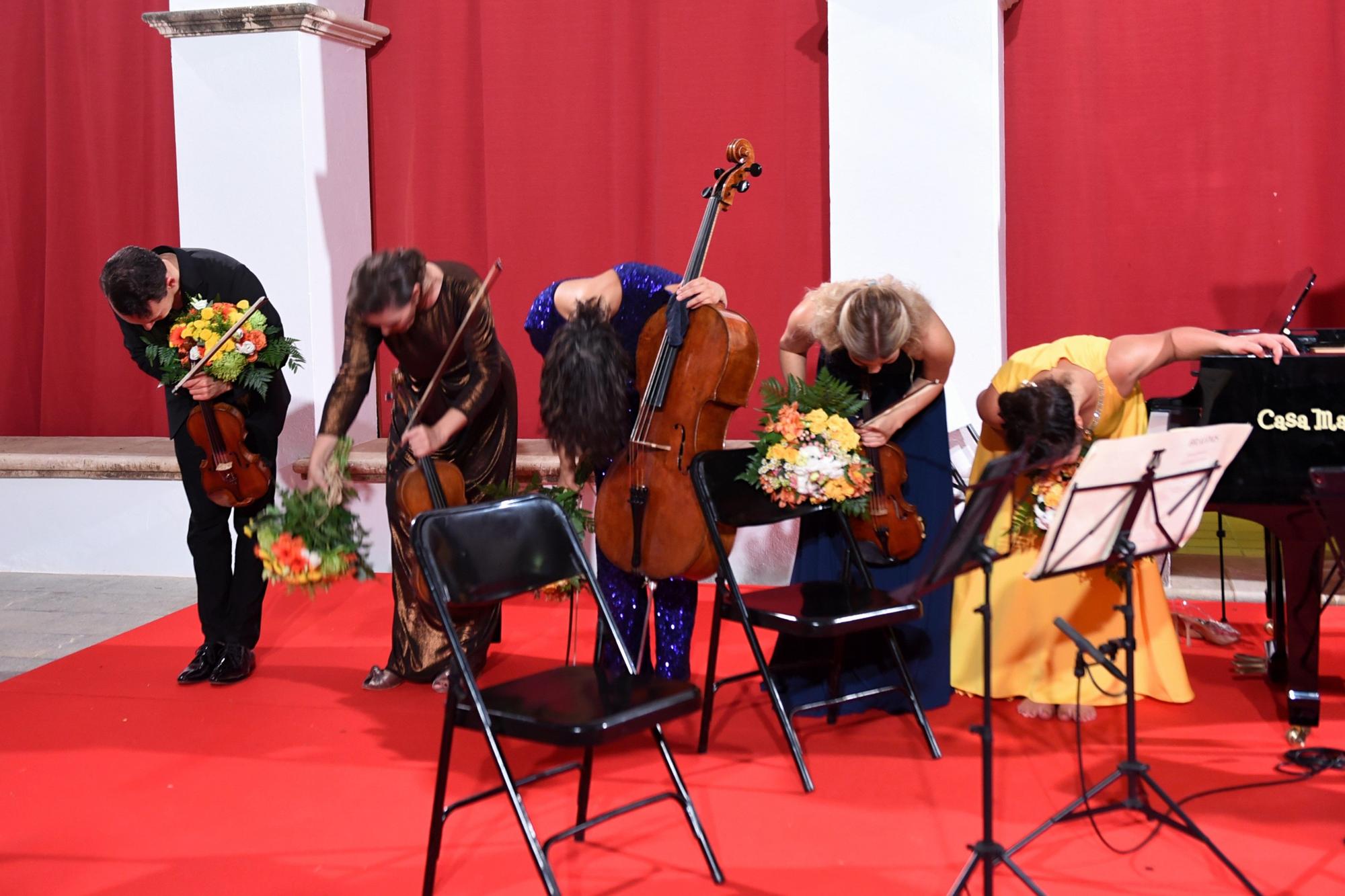 Todas las imágenes del concierto del violinista Linus Roth en Ibiza