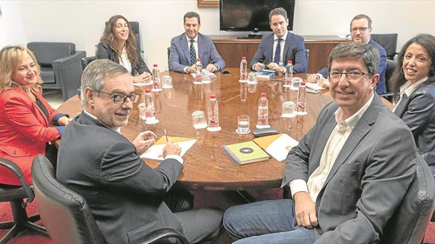 Cs dilata el pacto con el PP en Andalucía por el encaje de Vox