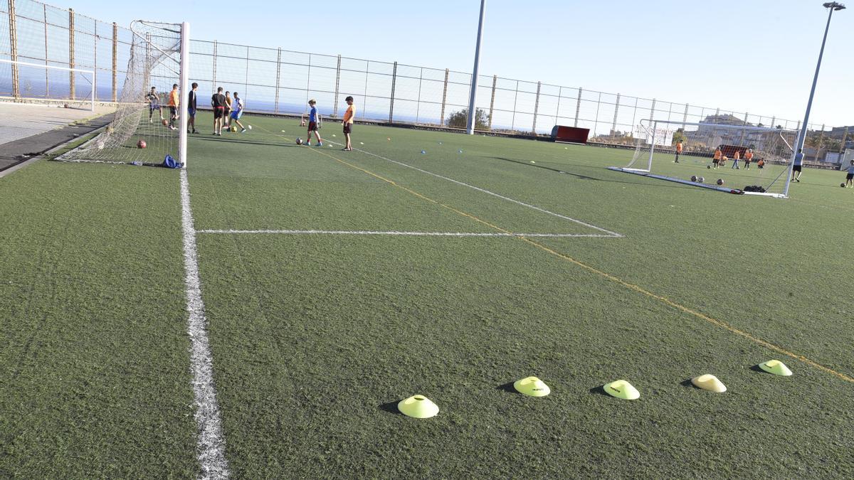 Campo de fútbol de Añaza.