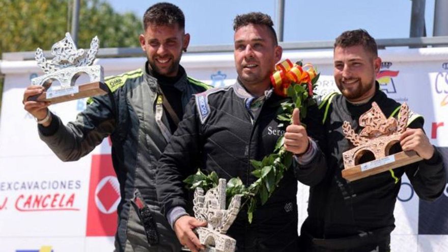 Cristian Escribano acaricia el título de campeón de España de Autocross tras ser segundo en Arteixo