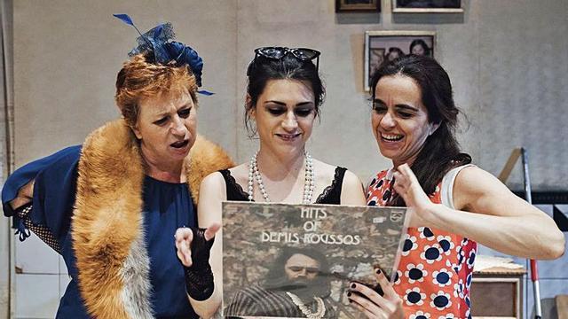 Las actrices Verónica Andrés, Rosanna Espinós y Laura Pellicer.