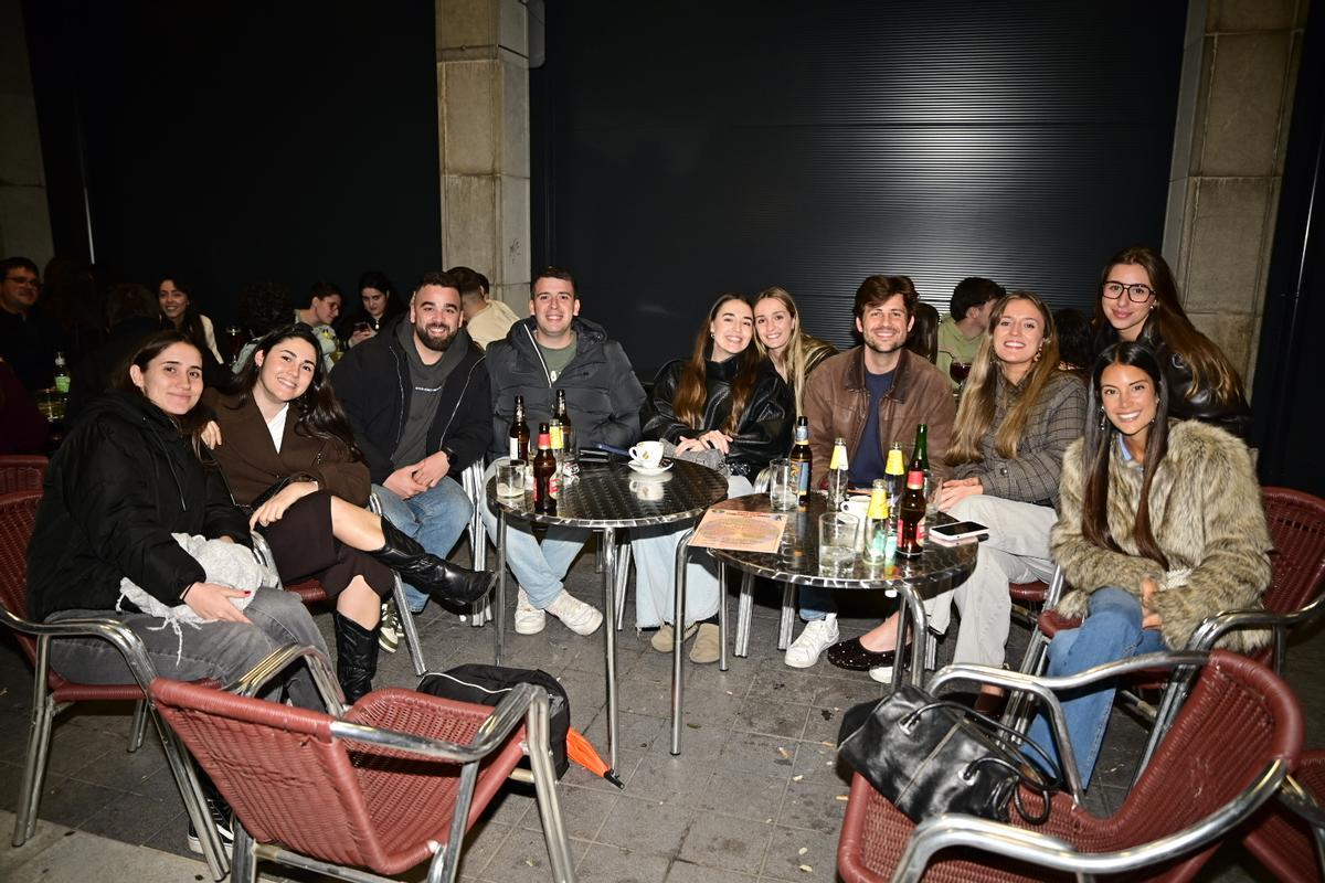 Ambiente en la plaza Santa Clara.