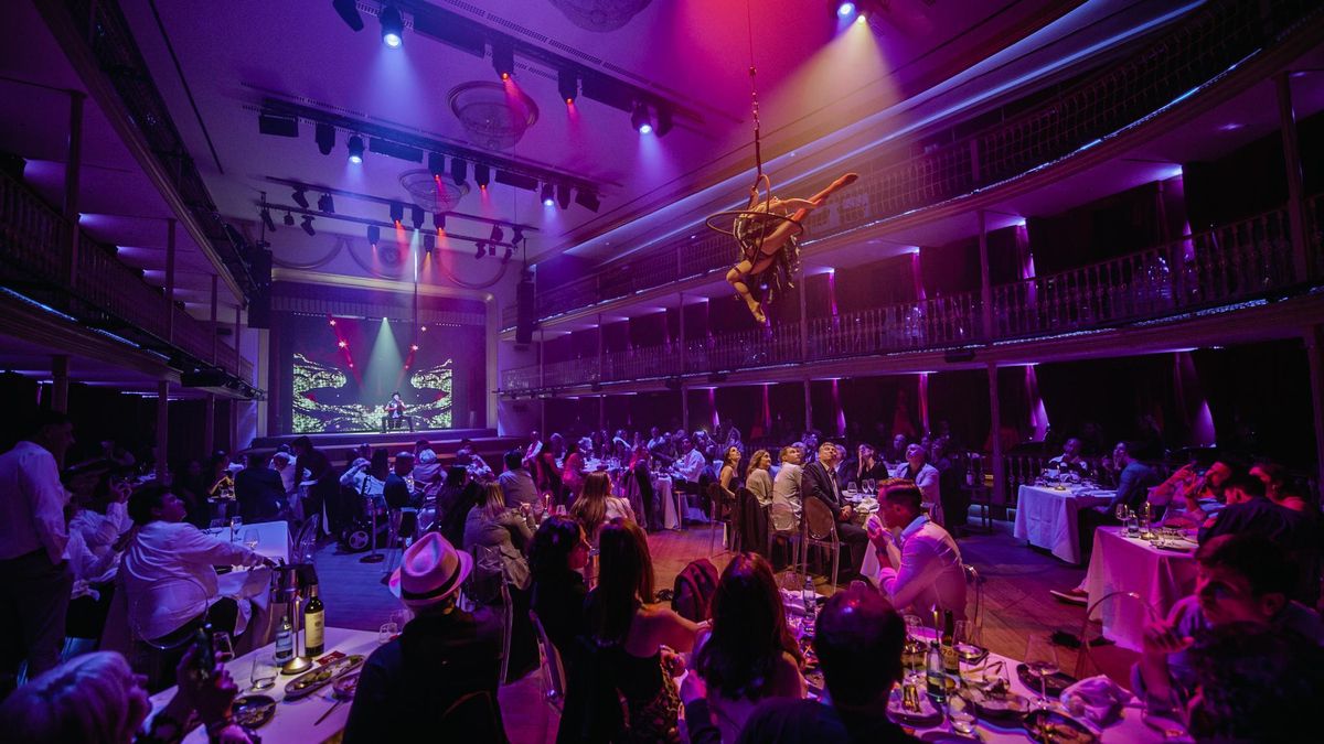 Circus of Love es uno de los 'dinner shows' de Teatro Pereyra.