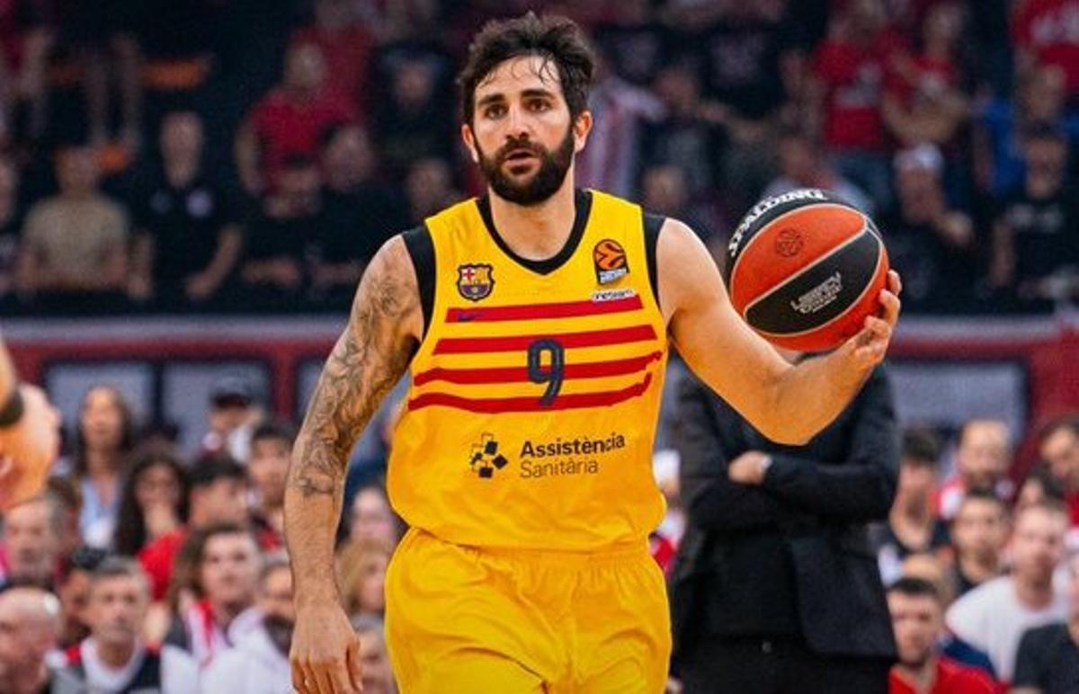 Ricky, en un partido con el Barça