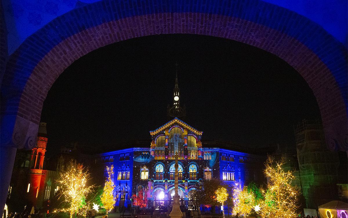 Espectáculo de luces de navidad en el recinto modernista de Sant Pau