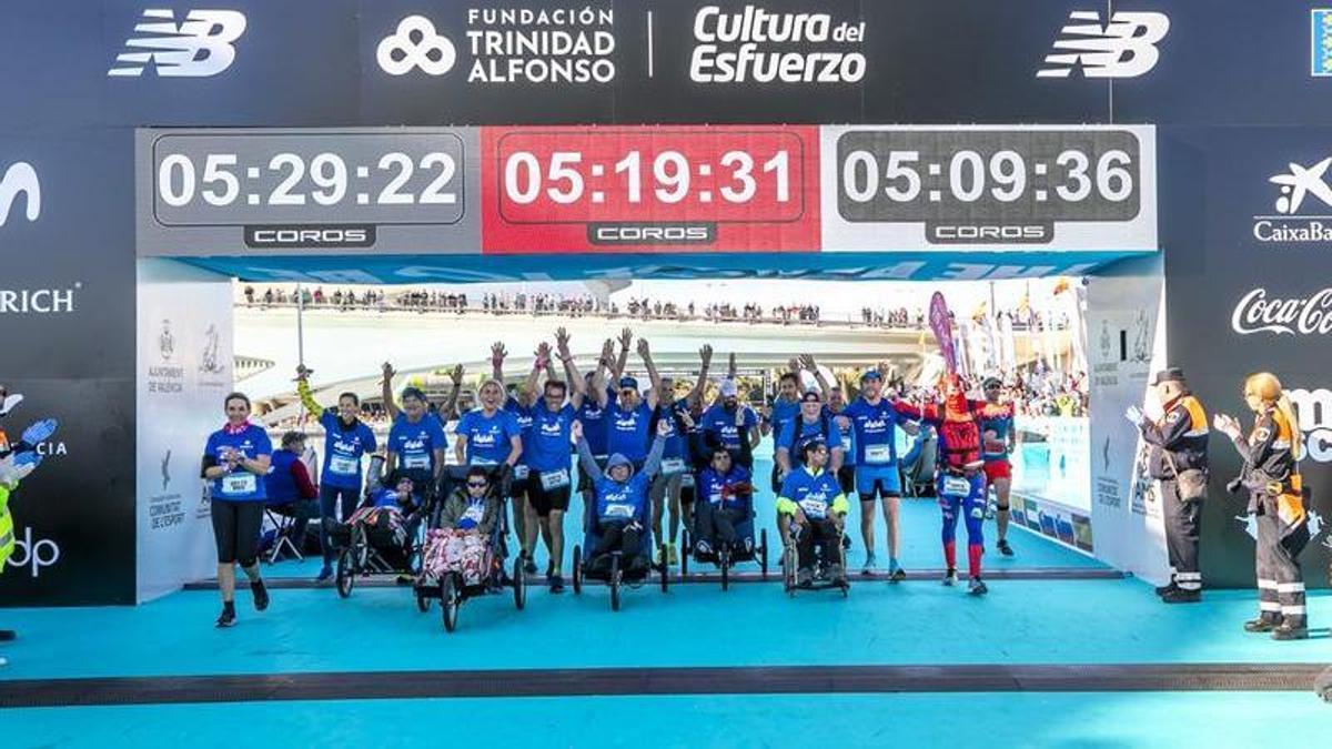 Equipo Zurich Aefat en Maratón Valencia 2023