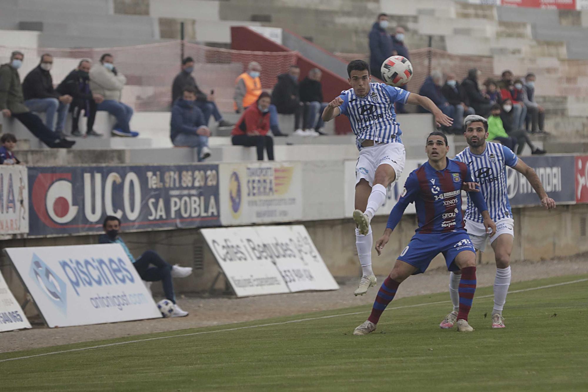 Poblense-At. Baleares: Un punto que sirve de poco