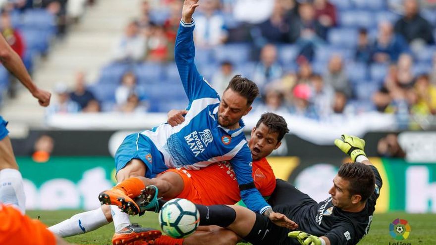 Rosales, que también quedó retratado en el segundo gol local