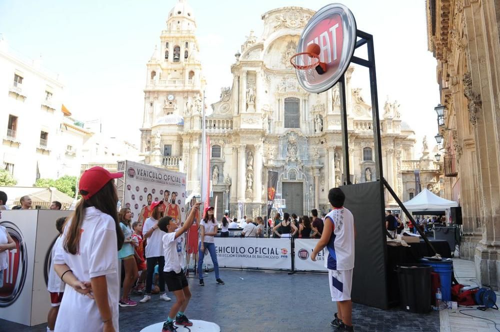 Baloncesto 3x3 en la Plaza Belluga