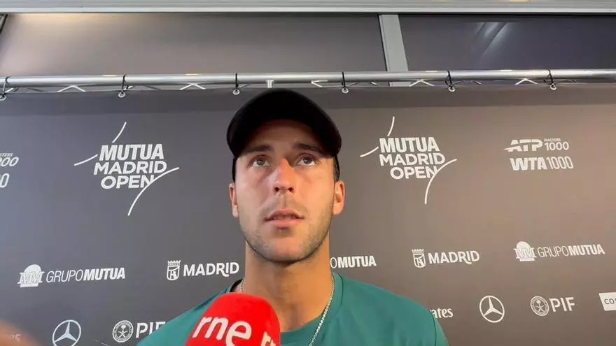 Etcheverry sobre el virus: "Es una época complicada por las alergias pero no sé que pasa"