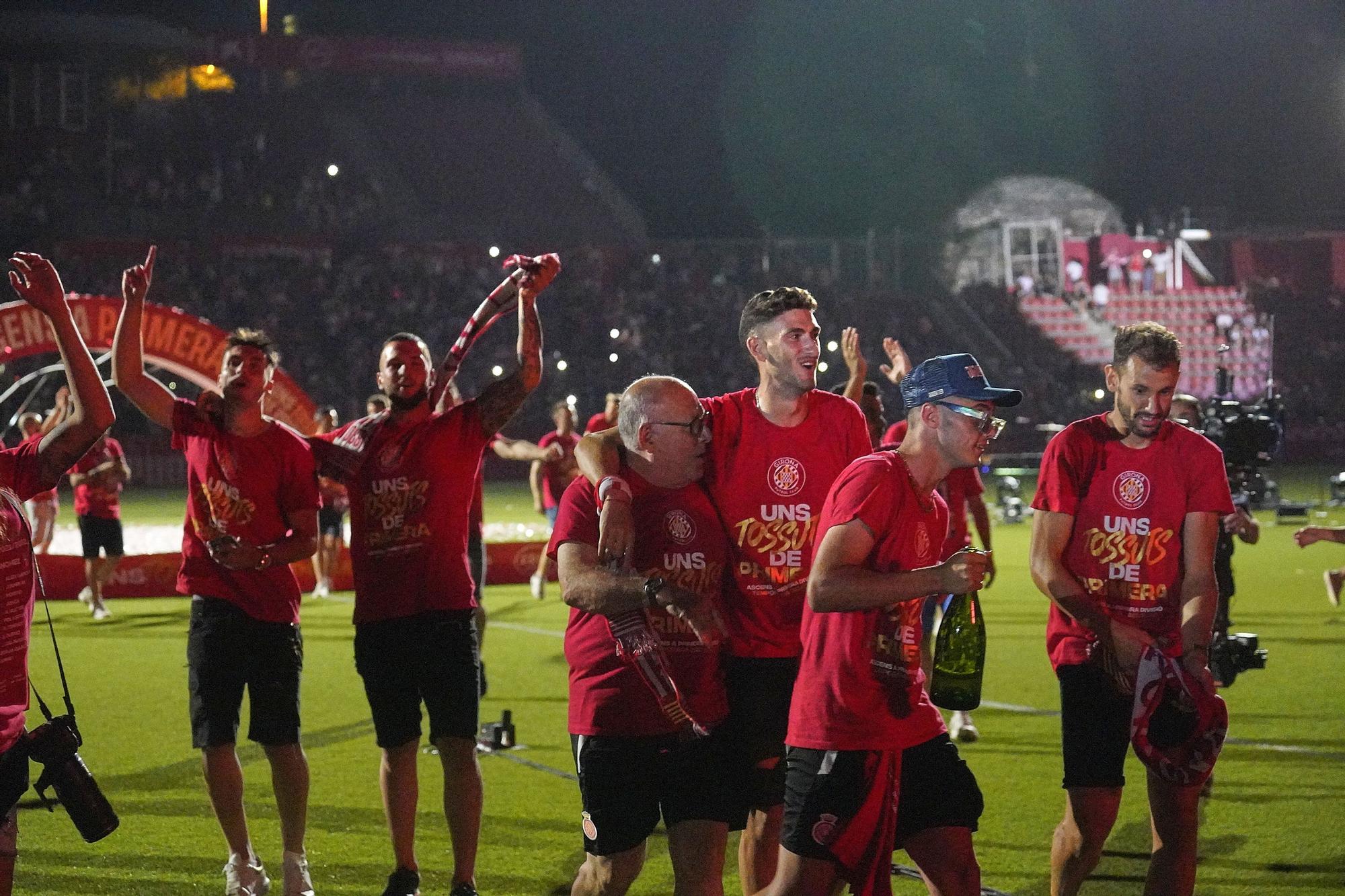 Les millors imatges de la rua de celebració del Girona i el Bàsquet Girona