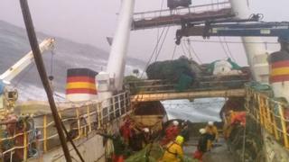 El 'Pitanxo' naufragó con avisos por “vientos de fuerza huracanada” y olas de casi siete metros